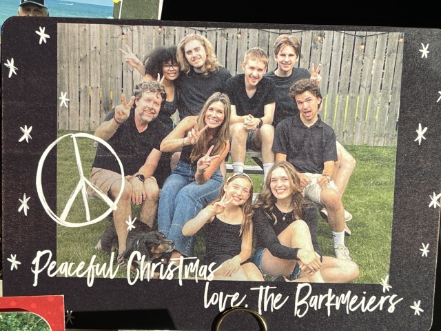 J-n-J-Christmas-Cards/640x480_2023-12 CC  Jasons Family x.JPG